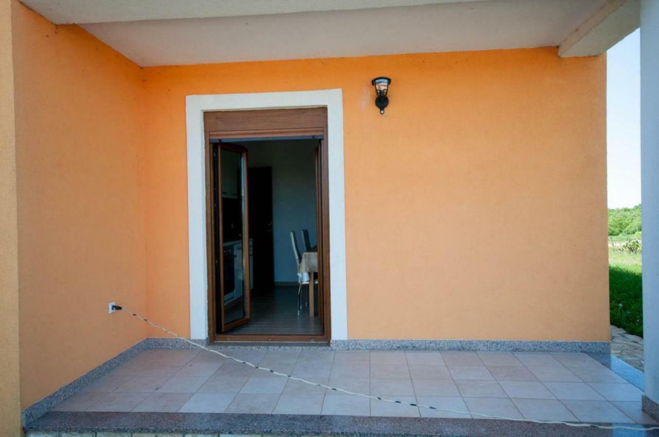 Leana Apartments Brtonigla Exterior foto